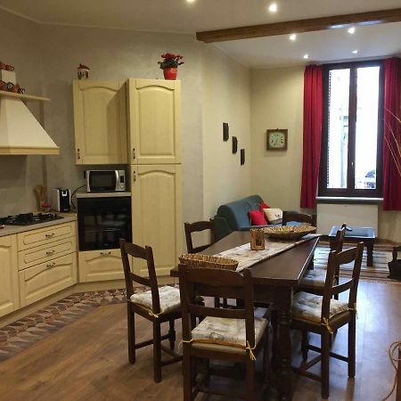 Lovely Apartments Barra Di Ferro Centro Storico קונאו מראה חיצוני תמונה