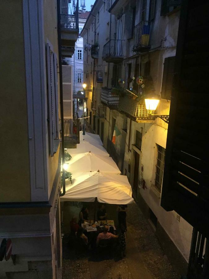 Lovely Apartments Barra Di Ferro Centro Storico קונאו מראה חיצוני תמונה