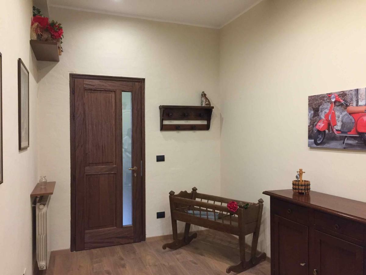 Lovely Apartments Barra Di Ferro Centro Storico קונאו מראה חיצוני תמונה